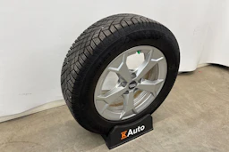 musta Audi Q3 2022 kuva 10.