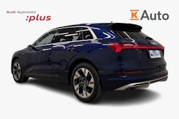 sininen Audi e-tron 2022 kuva 2.