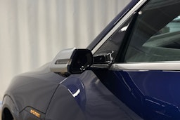 sininen Audi e-tron 2022 kuva 26.