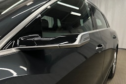 harmaa Audi e-tron 2022 kuva 25.