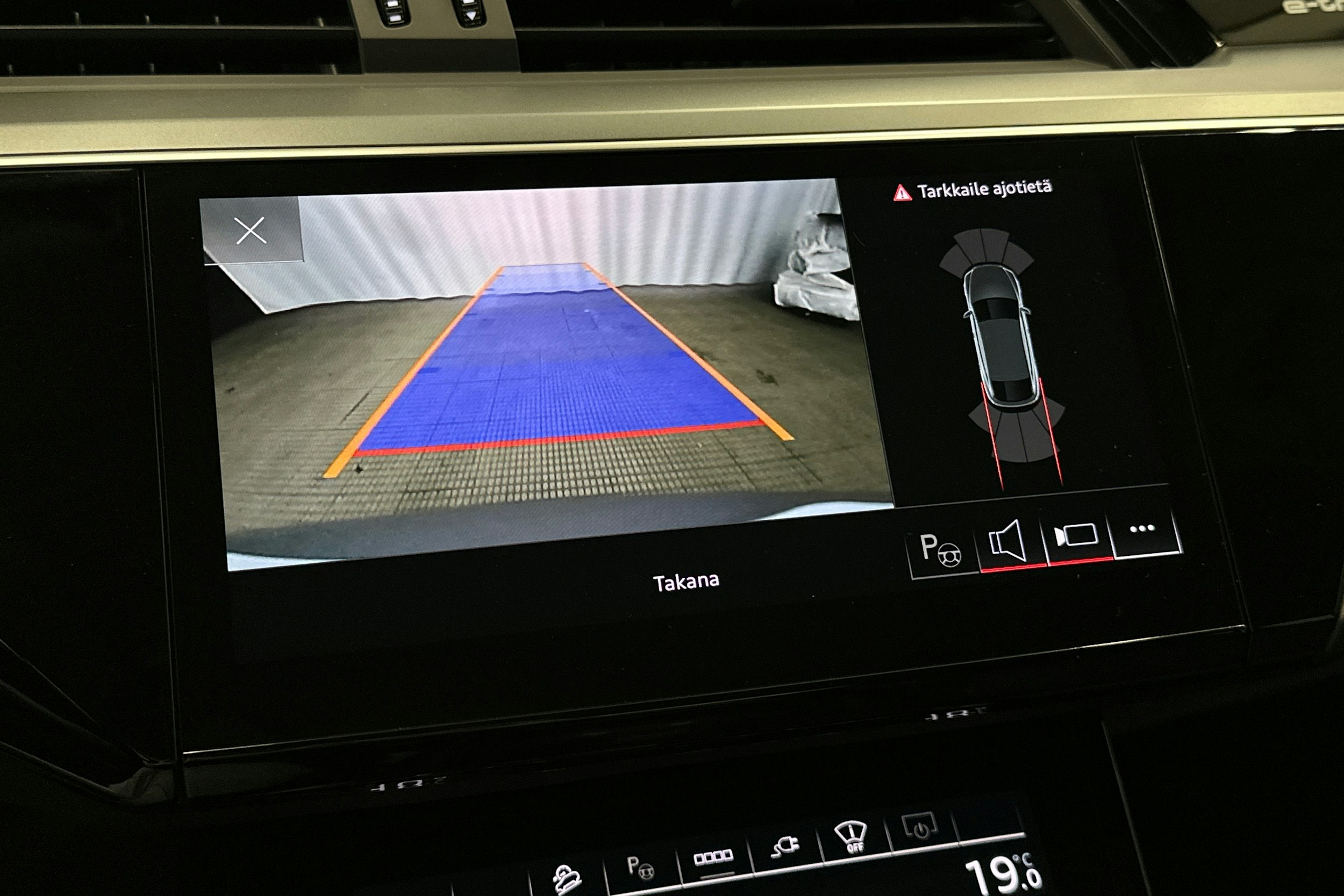 hopea Audi e-tron 2023 kuva 32.