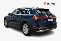 sininen Audi e-tron 2022 kuva 2.
