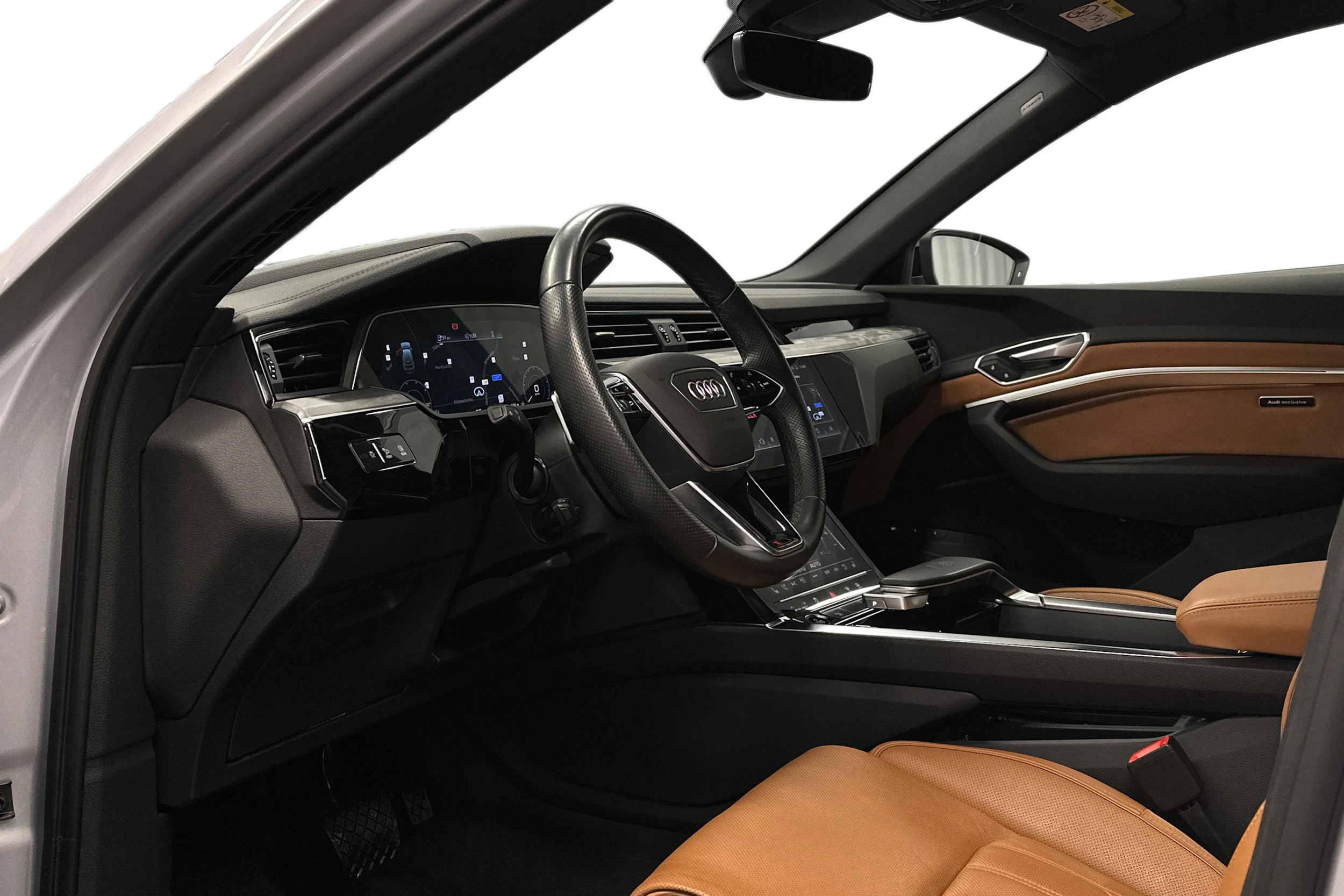 hopea Audi e-tron 2022 kuva 6.