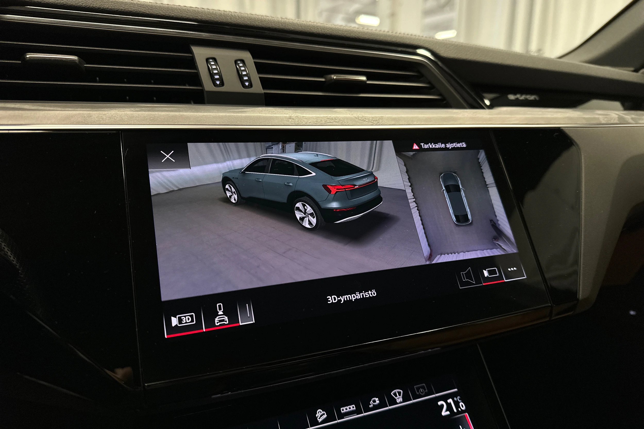 hopea Audi e-tron 2022 kuva 15.