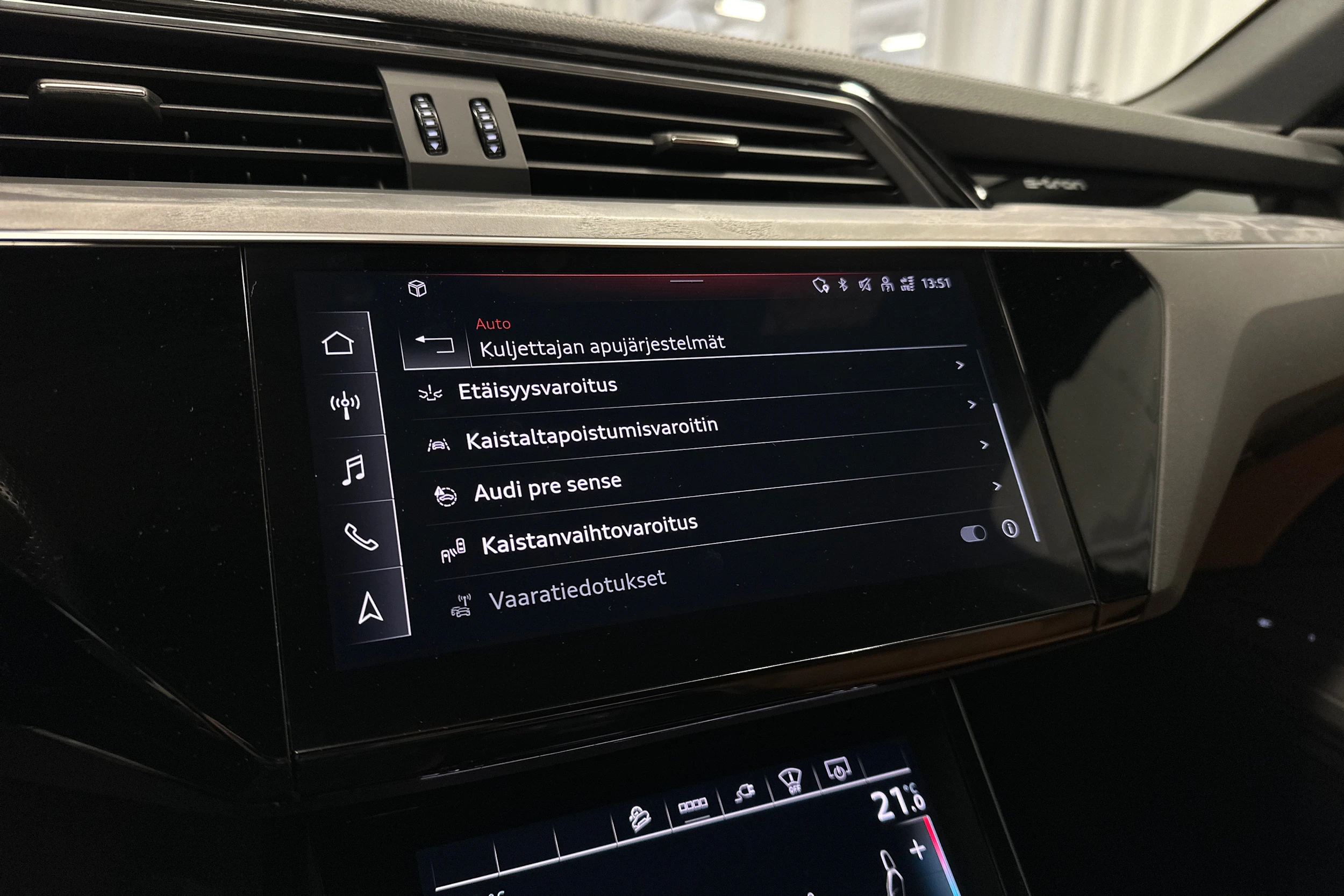 hopea Audi e-tron 2022 kuva 19.