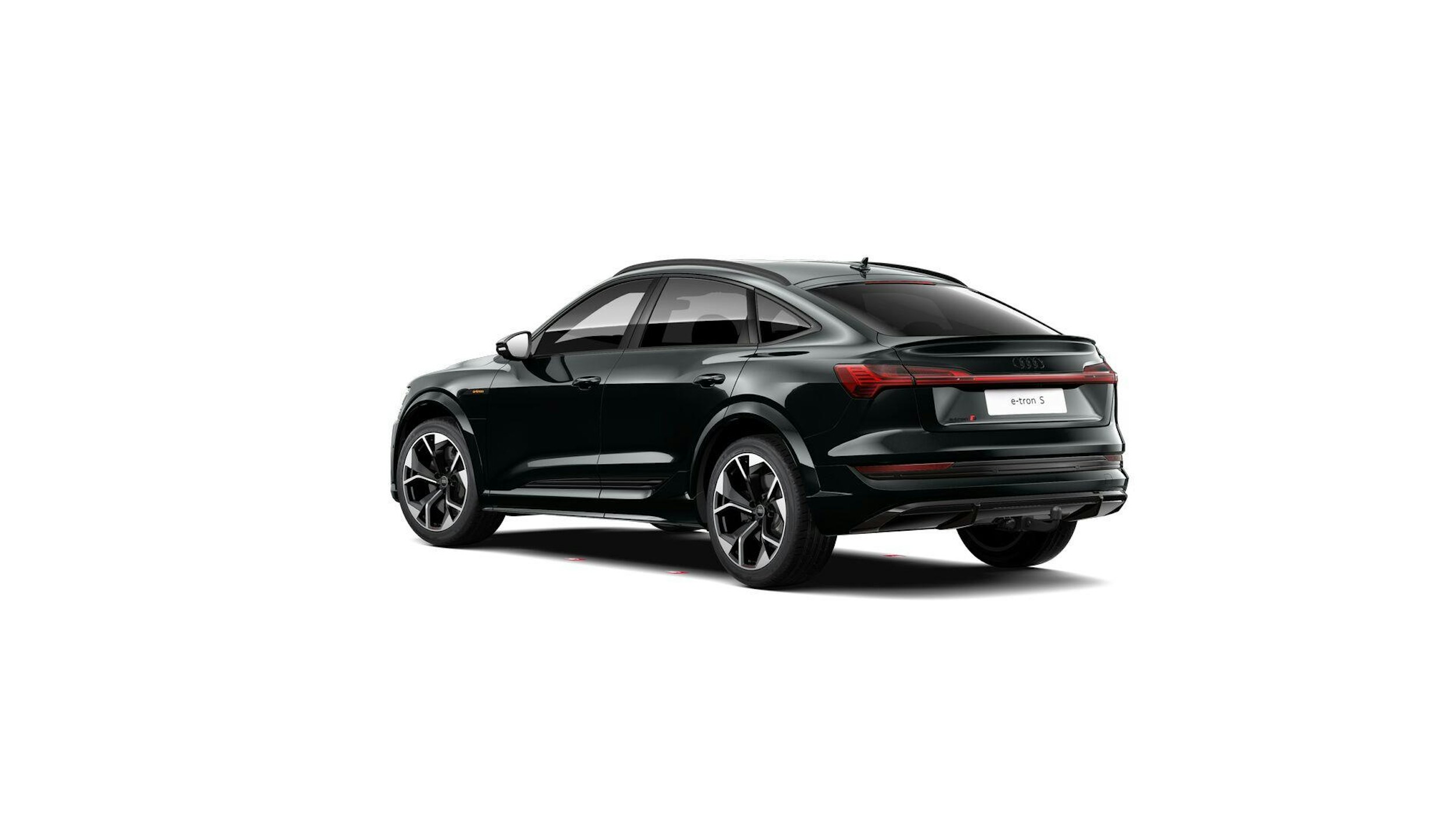 musta Audi e-tron 2023 kuva 3.