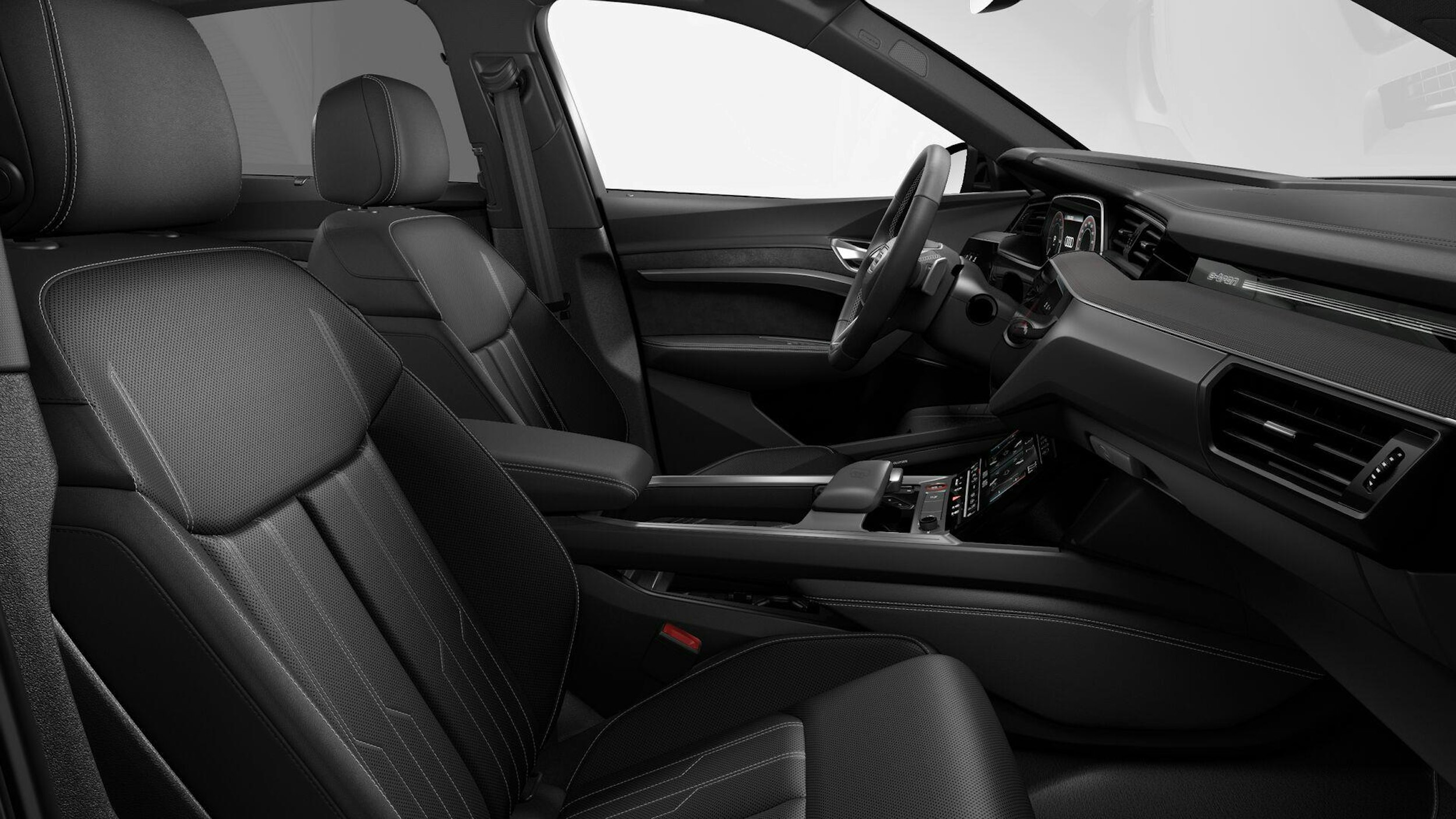 musta Audi e-tron 2023 kuva 7.