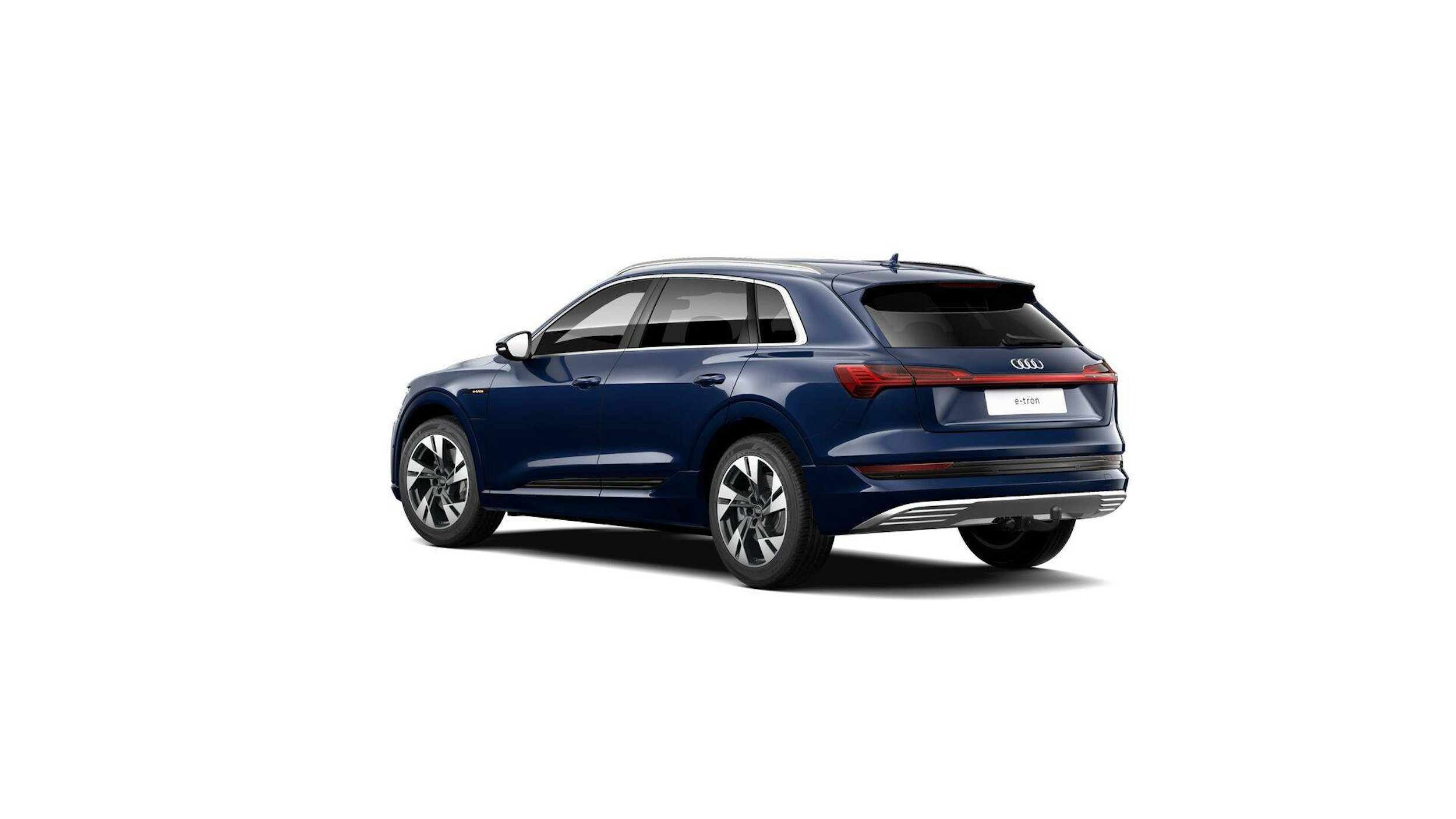 sininen Audi e-tron 2023 kuva 3.