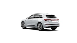 valkoinen Audi e-tron 2023 kuva 3.
