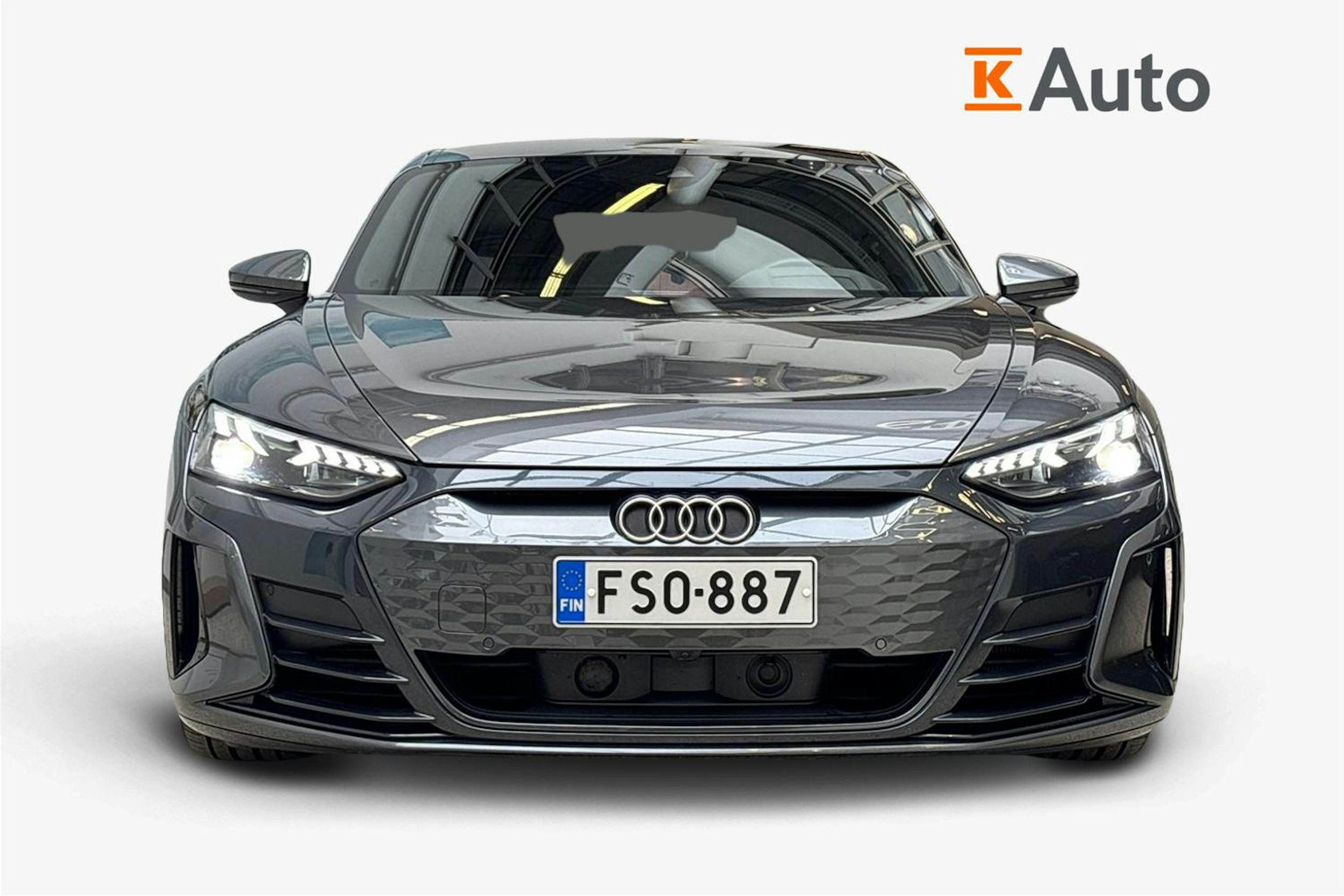 harmaa Audi e-tron 2023 kuva 5.