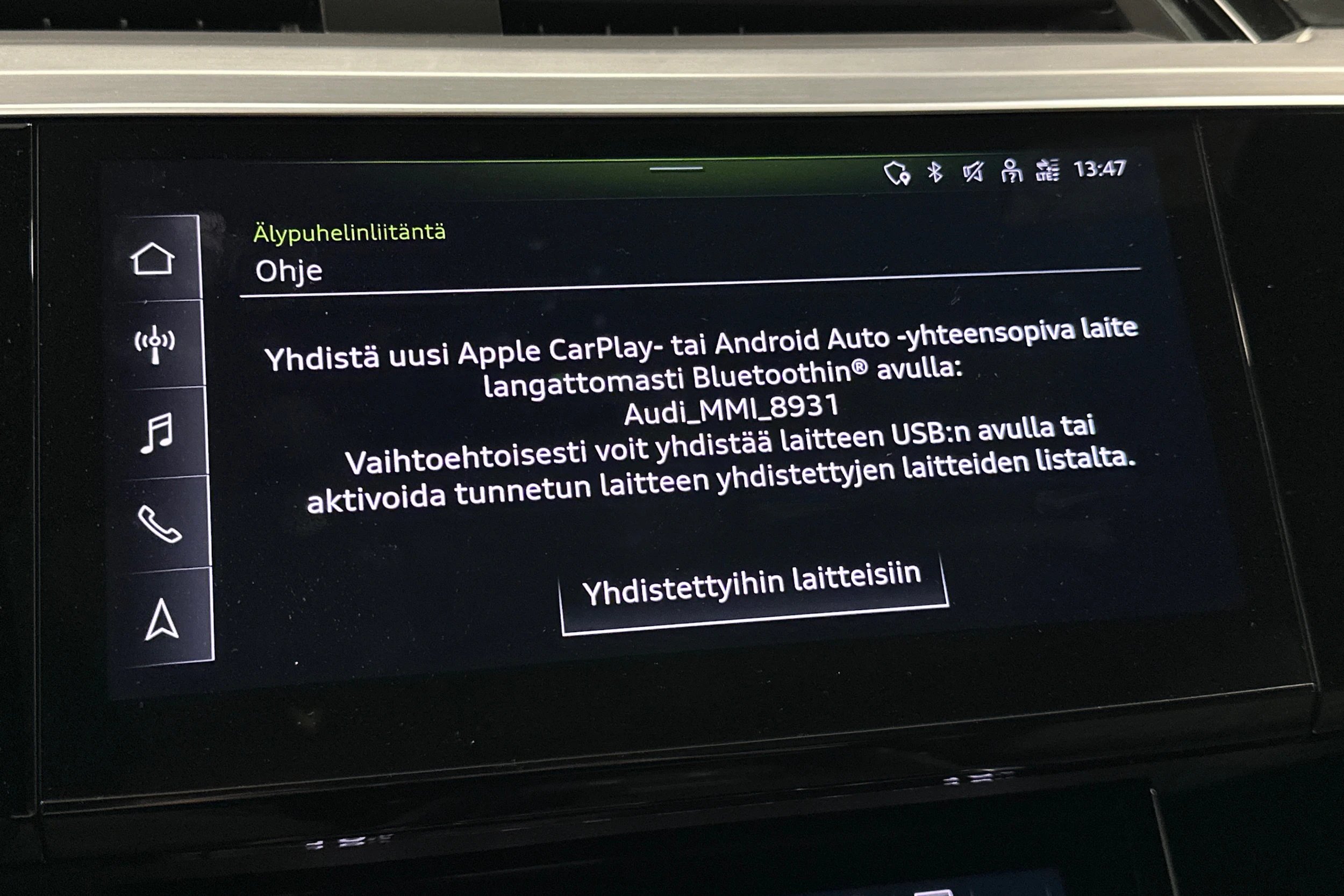 sininen Audi e-tron 2023 kuva 23.