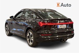 musta Audi e-tron 2023 kuva 2.