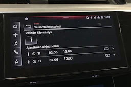 harmaa Audi e-tron 2023 kuva 25.