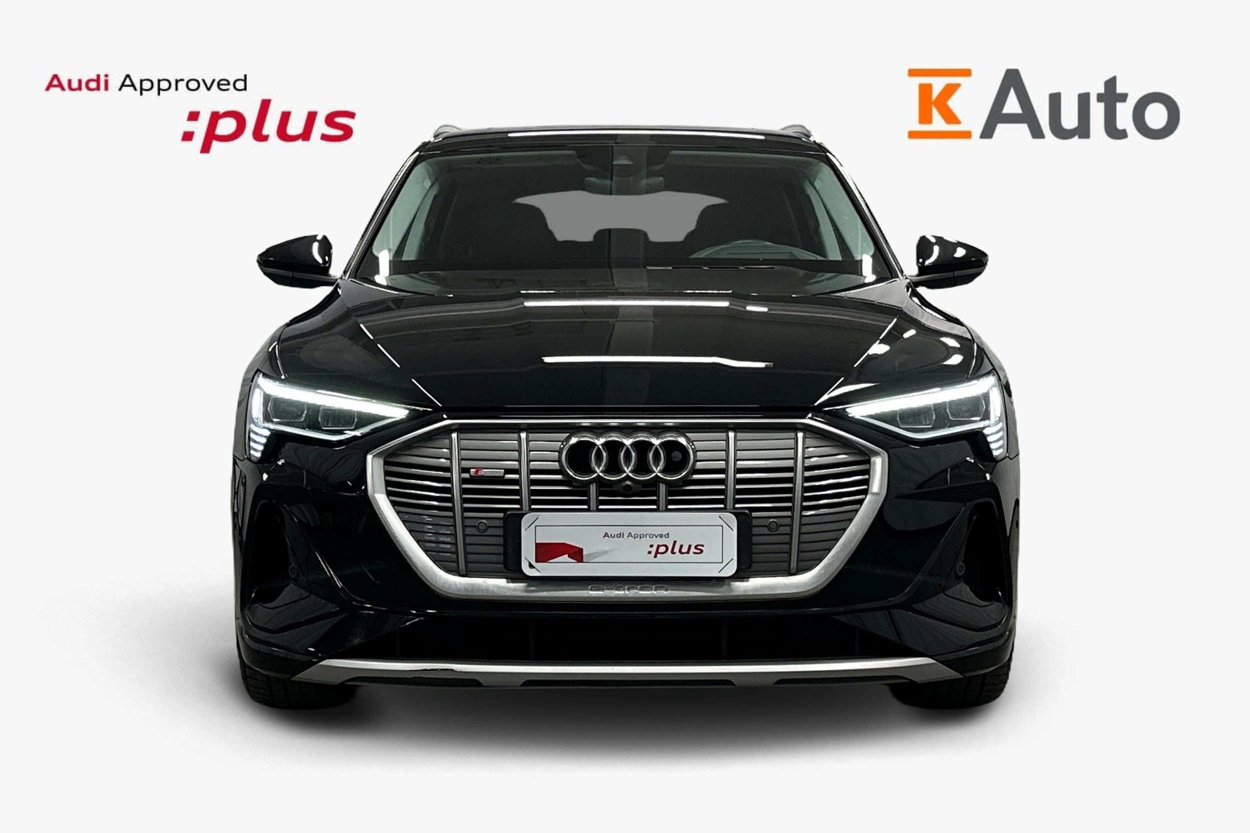 musta Audi e-tron 2023 kuva 4.
