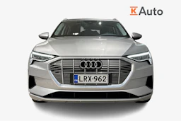 met. harmaa Audi e-tron 2023 kuva 4.