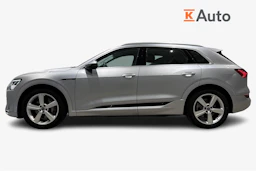 met. harmaa Audi e-tron 2023 kuva 5.