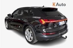 musta Audi e-tron 2023 kuva 2.