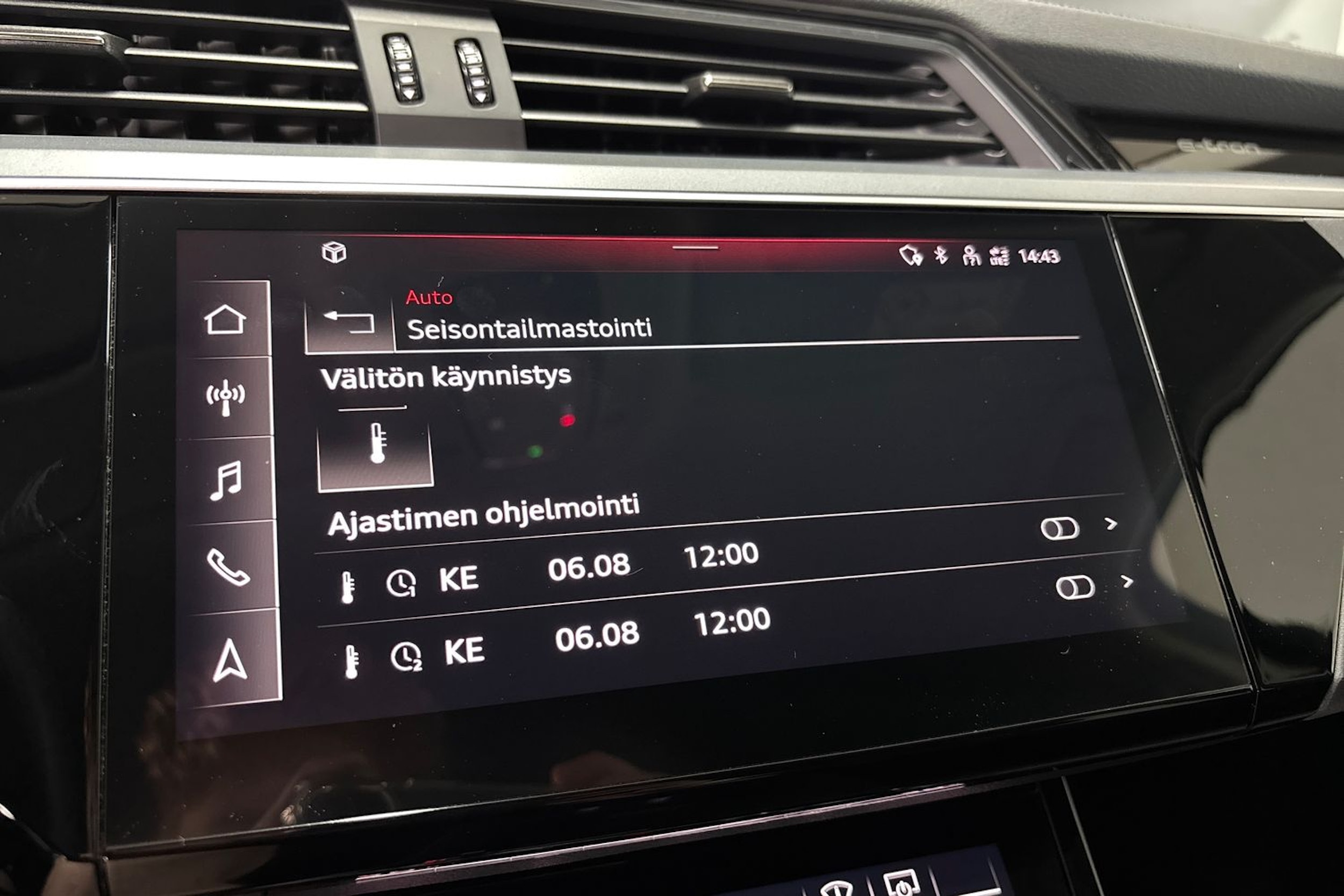 musta Audi e-tron 2023 kuva 29.