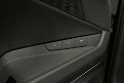 musta Audi e-tron 2023 kuva 31.