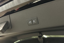 musta Audi e-tron 2023 kuva 36.