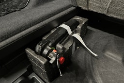 musta Audi e-tron 2023 kuva 37.