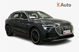 harmaa Audi e-tron 2023 kuva 1.