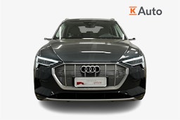 harmaa Audi e-tron 2023 kuva 4.