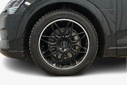 harmaa Audi e-tron 2023 kuva 9.