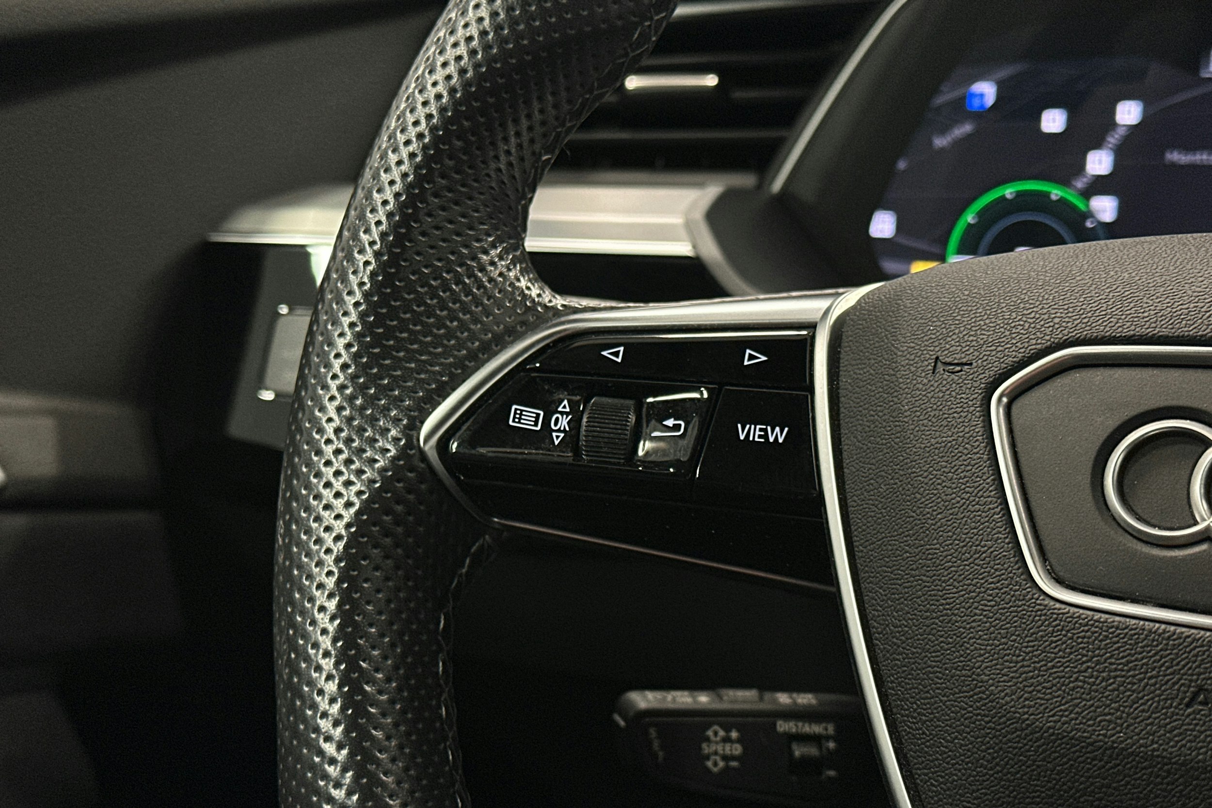 hopea Audi e-tron 2023 kuva 17.