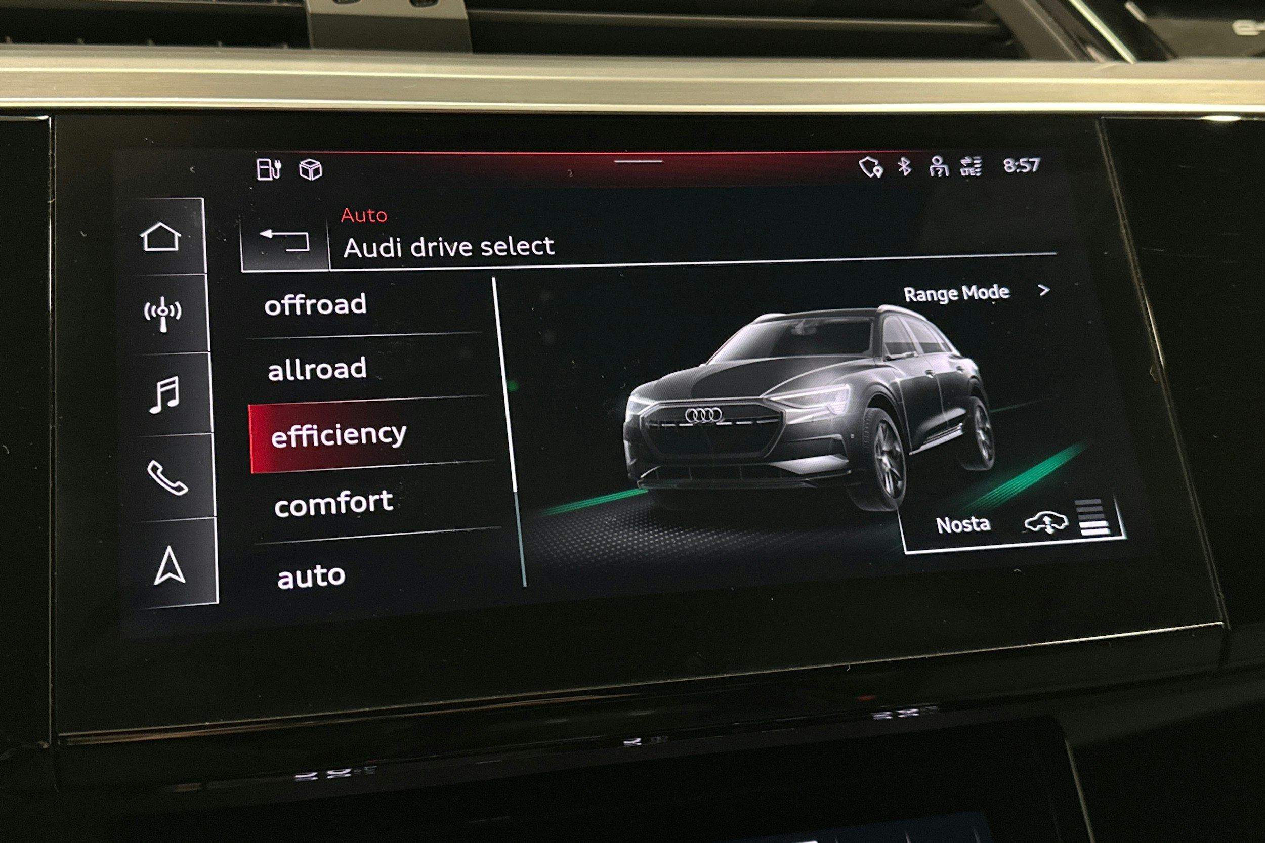 hopea Audi e-tron 2023 kuva 22.