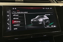 hopea Audi e-tron 2023 kuva 22.