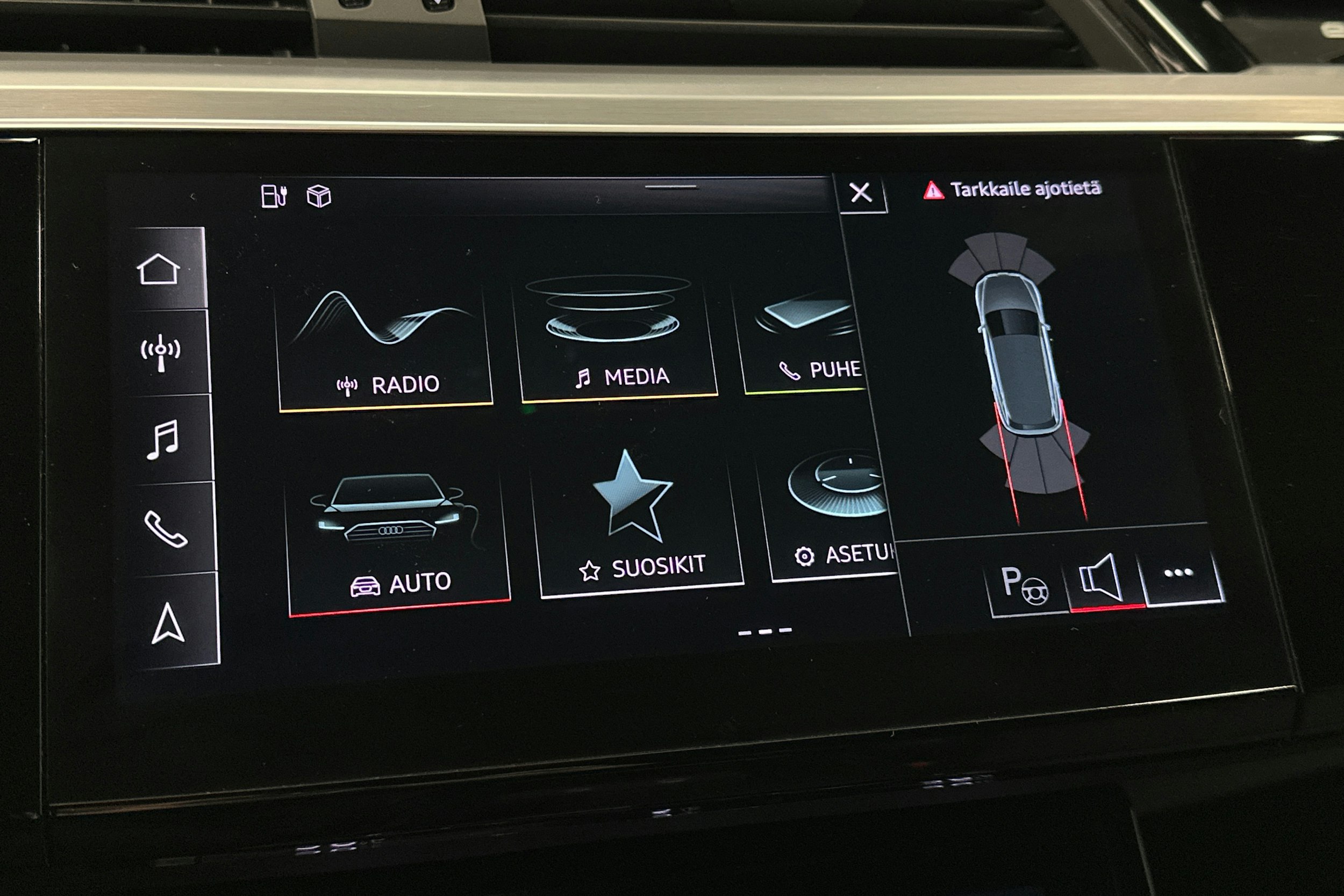 hopea Audi e-tron 2023 kuva 26.