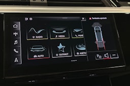 hopea Audi e-tron 2023 kuva 26.