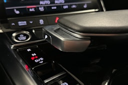 hopea Audi e-tron 2023 kuva 28.