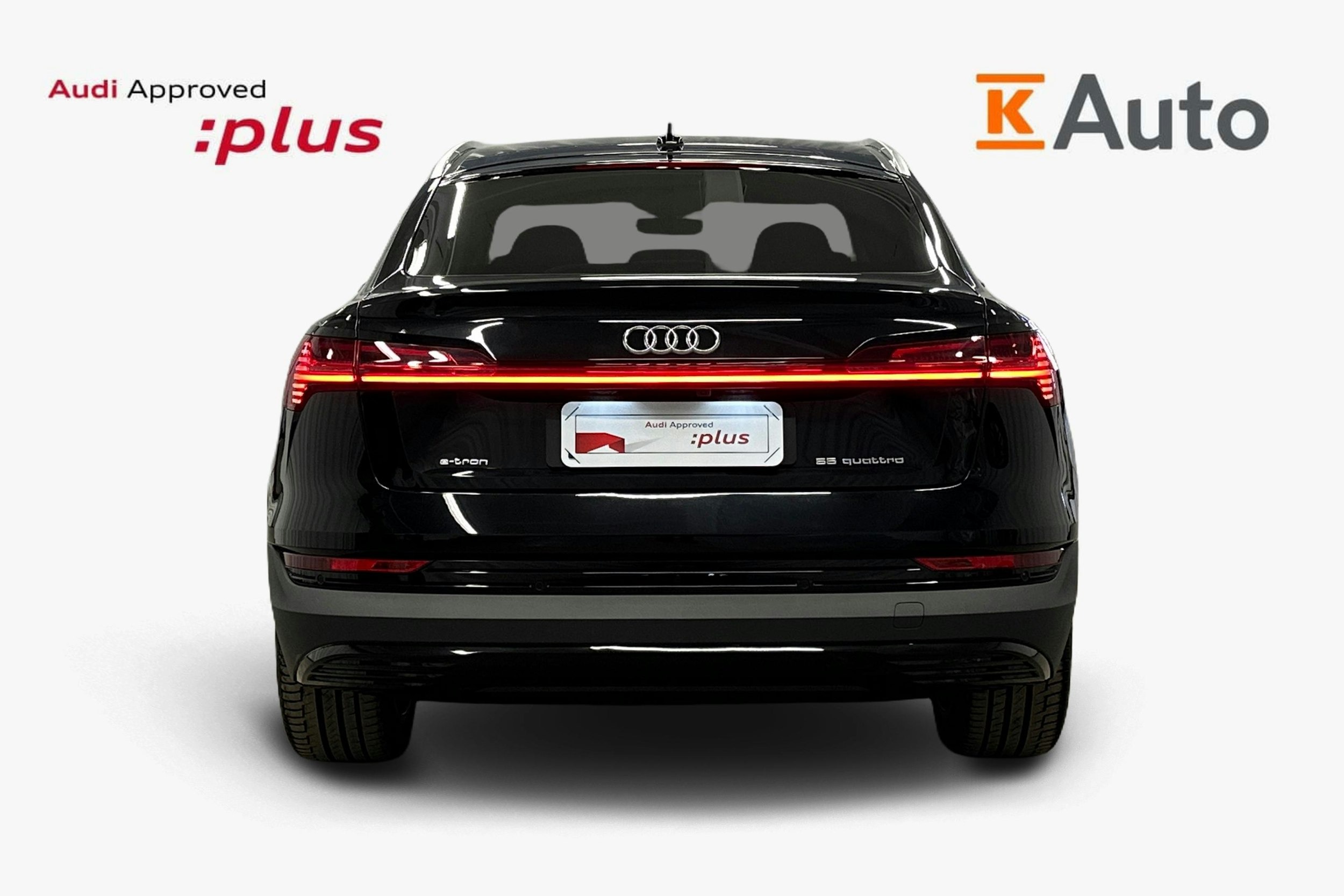 musta Audi e-tron 2023 kuva 3.