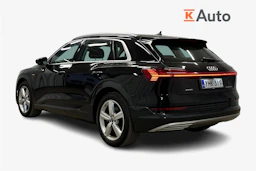 musta Audi e-tron 2023 kuva 2.