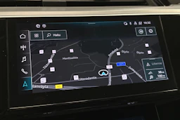 musta Audi e-tron 2023 kuva 22.