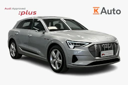harmaa Audi e-tron 2023 kuva 1.