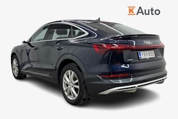 sininen Audi e-tron 2023 kuva 2.