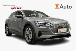 harmaa Audi e-tron 2023 kuva 1.