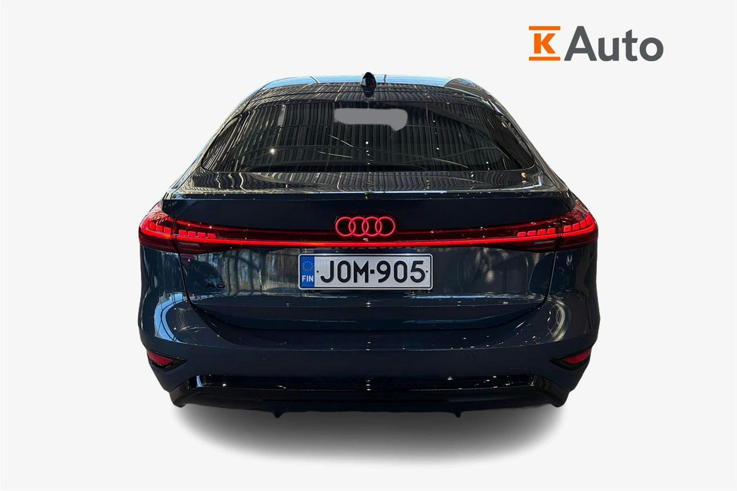 sininen Audi e-tron 2025 kuva 3.