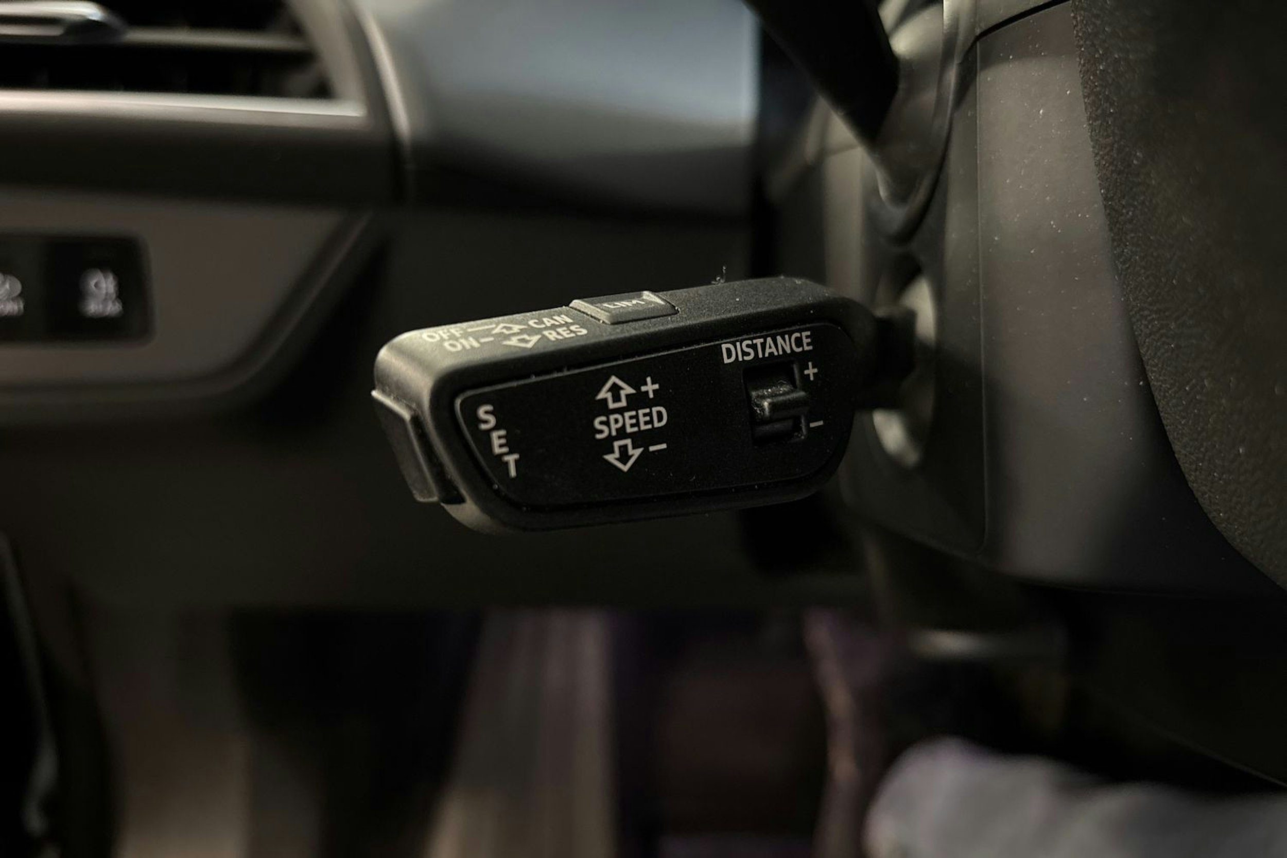 musta Audi e-tron GT 2021 kuva 23.