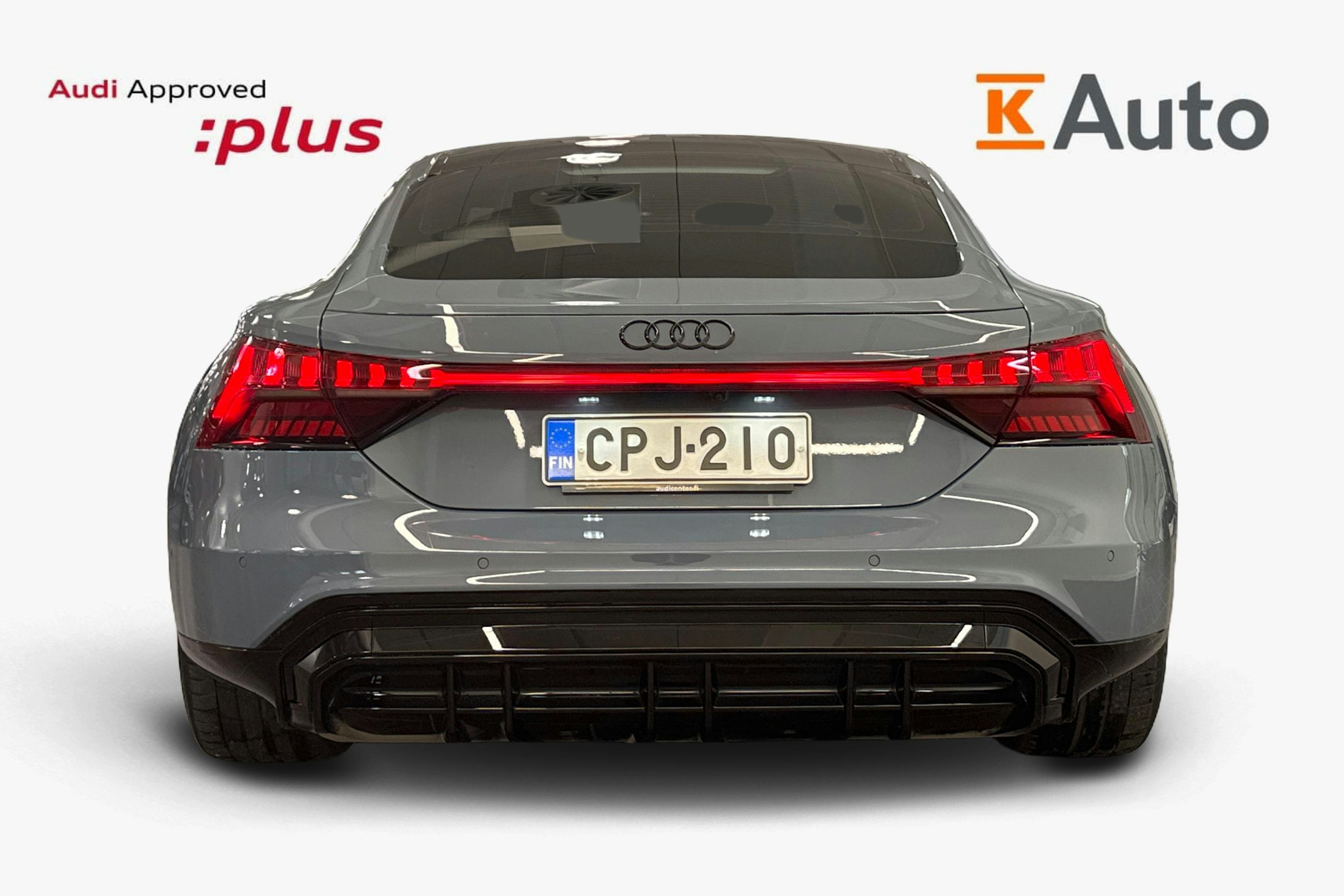 harmaa Audi e-tron GT 2022 kuva 3.