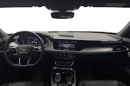harmaa Audi e-tron GT 2022 kuva 7.