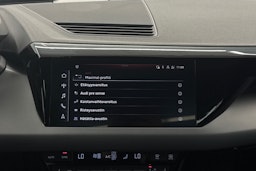 harmaa Audi e-tron GT 2022 kuva 13.