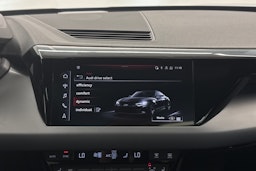 harmaa Audi e-tron GT 2022 kuva 18.