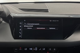 harmaa Audi e-tron GT 2022 kuva 19.