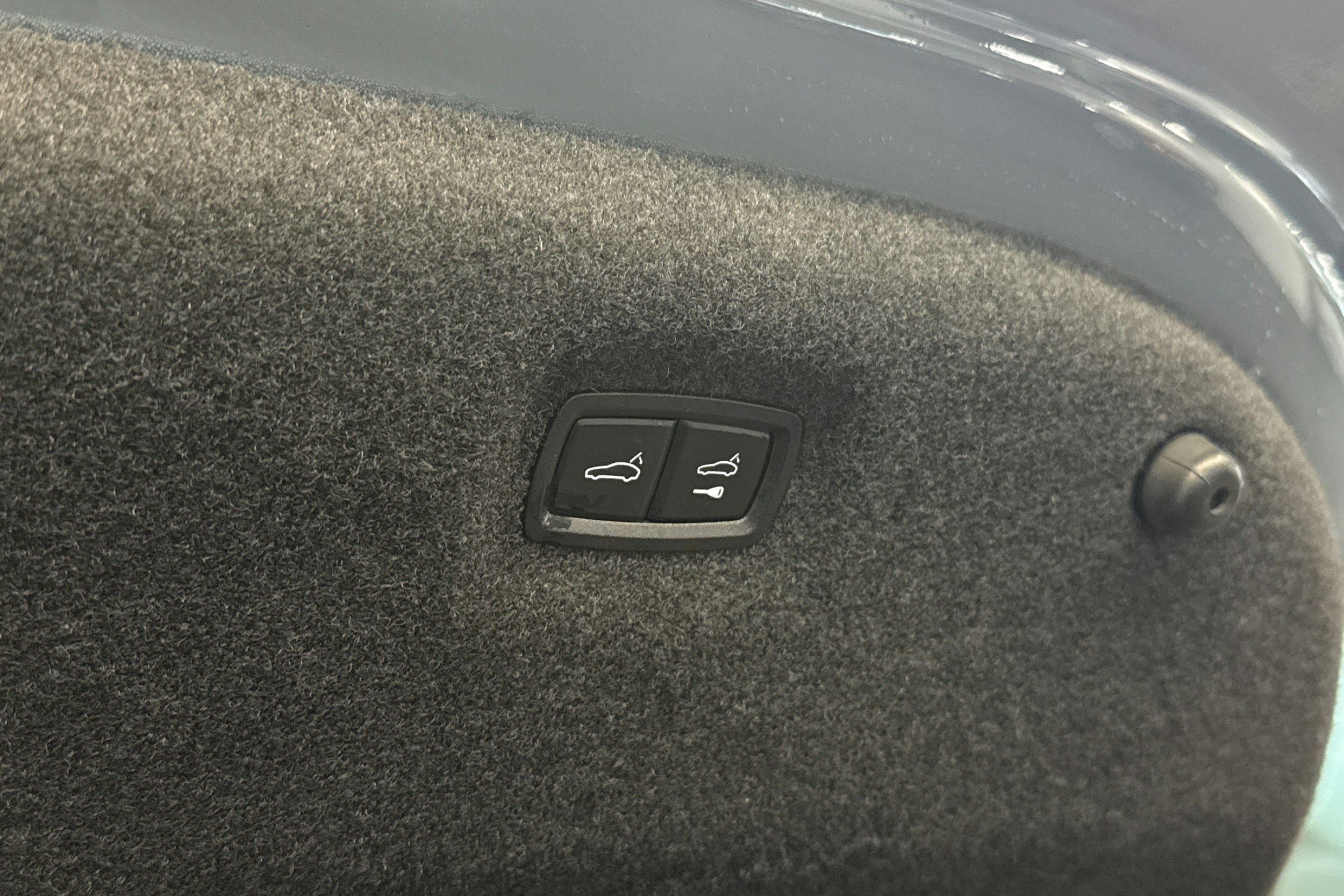 harmaa Audi e-tron GT 2022 kuva 27.
