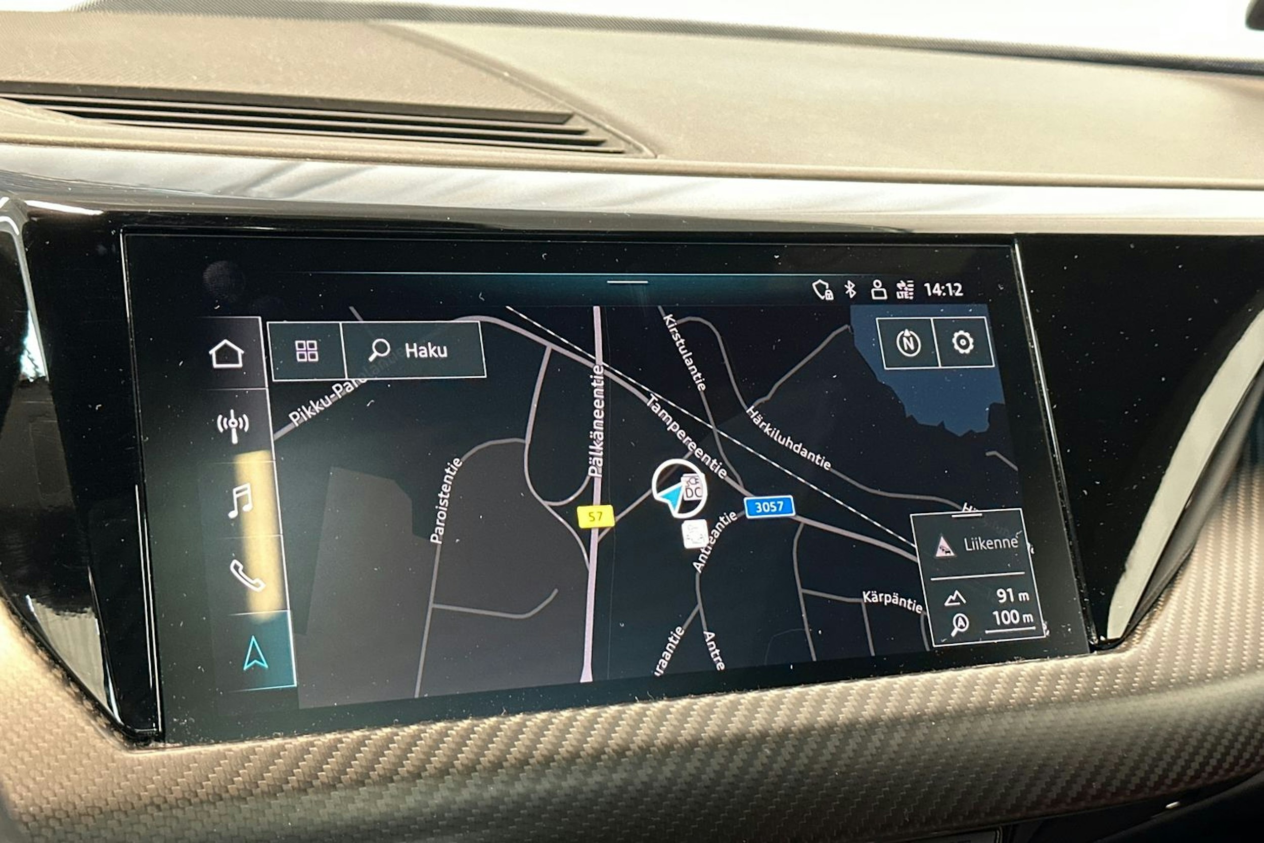 sininen Audi e-tron GT 2022 kuva 18.