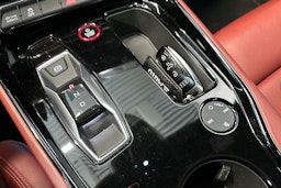 sininen Audi e-tron GT 2022 kuva 23.